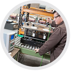 Comprobación seguridad eléctrica luminarias